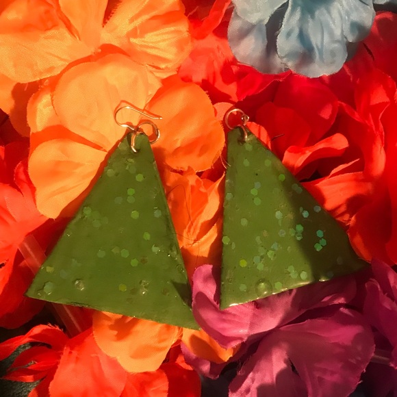 💚 Handmade Earrings💚 - Picture 4 of 7